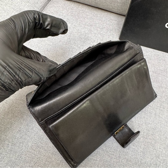 ❌SOLD❌✨Chanel Black Caviar Wallet w/ Box & Card + Free Chains✨ - Picture 9 of 17